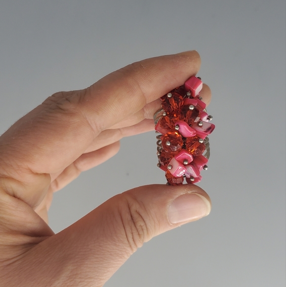 Red Beaded Silvertone Spiral Ring - Picture 7 of 9